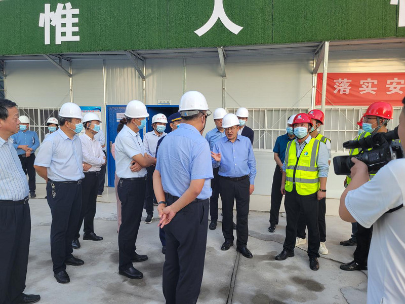 新鄉(xiāng)市市長魏建平至新鄉(xiāng)西臺(tái)頭三期項(xiàng)目檢查指導(dǎo)工作_副本.jpg