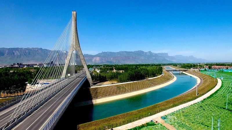 1676443992991.jpg 武云高速項目實景-南水北調(diào)特大橋.jpg